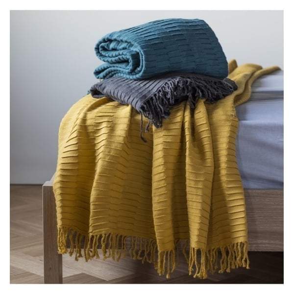 Parisian House Linear Pleat Throw Chartreuse 1300x1800mm | Throws | app store dev @@ABC ///[option4] 十月五日 11:53 