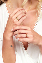 Load image into Gallery viewer, Canada
