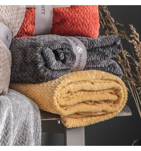 Bodhi Chevron Flannel Fleece Throw Ochre | Accessories | app store dev @@ABC ///[option4] 十月五日 11:53 