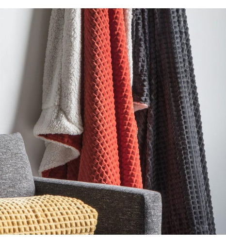 Bodhi Cubic Embossed Sherpa Throw B Orange | Accessories | app store dev @@ABC ///[option4] 十月五日 11:53 