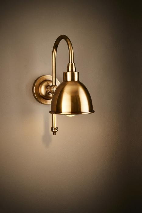 Florabelle Austin Wall Lamp in Brass | Lighting | app store dev @@ABC ///[option4] 十月五日 11:53 