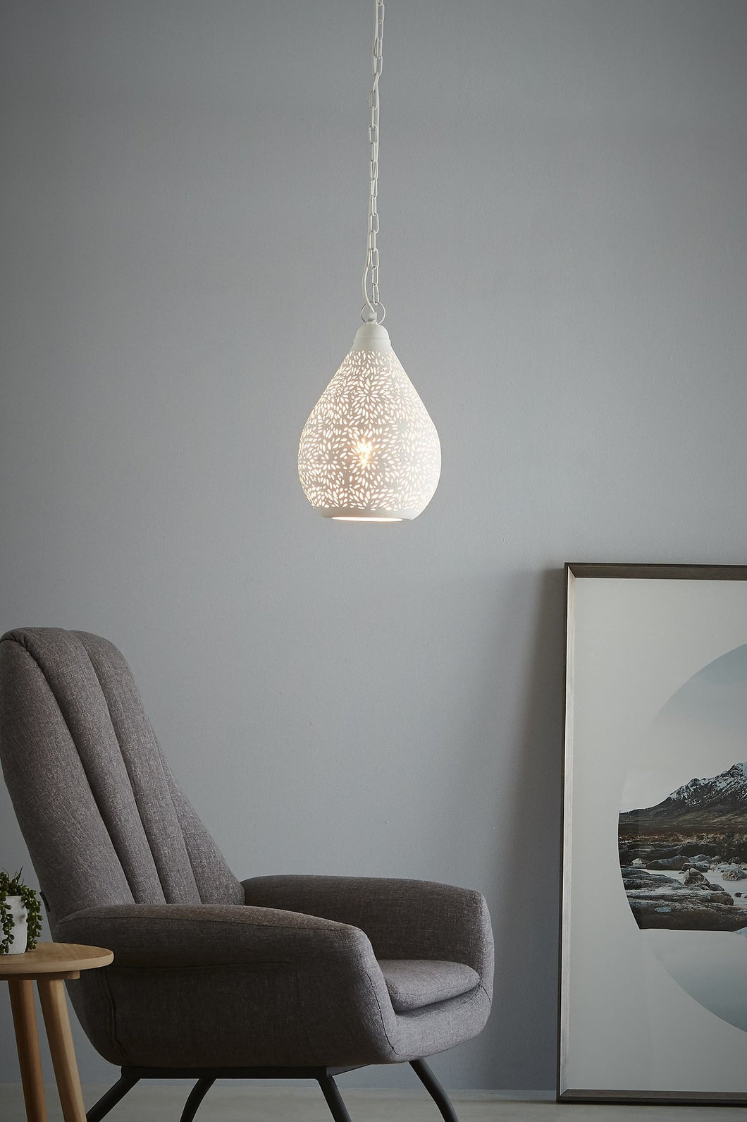 Zaffero Aquarius Small - White - Perforated Teardrop Pendant Light | Lighting | app store dev @@ABC ///[option4] 十月五日 11:53 