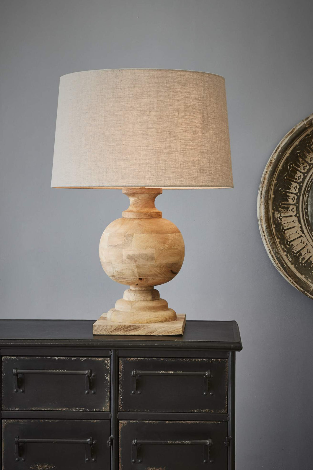 Zaffero Coach - Natural - Turned Wood Ball Balustrade Table Lamp | Lighting | app store dev @@ABC ///[option4] 十月五日 11:53 