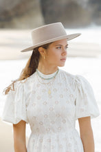 Load image into Gallery viewer, Aqua bay necklace gold plated
