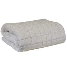 Load image into Gallery viewer, Theo and Joe Audrey Ivory Comforter | Sleeping | app store dev @@ABC ///[option4] 十月五日 11:53 
