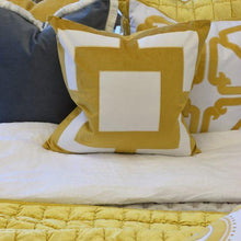 Load image into Gallery viewer, Theo and Joe Cremorne Gold Cover | Accessories | app store dev @@ABC ///[option4] 十月五日 11:53 
