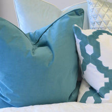 Load image into Gallery viewer, Theo and Joe Bondi Turquoise Cover | Accessories | app store dev @@ABC ///[option4] 十月五日 11:53 
