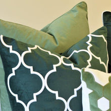 Load image into Gallery viewer, Theo and Joe Bondi Olive Cover | Accessories | app store dev @@ABC ///[option4] 十月五日 11:53 
