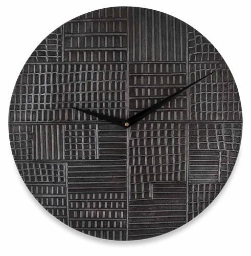 Home & Giftware Aluminium Hammered Round Wall Clock | Accessories | app store dev @@ABC ///[option4] 十月五日 11:53 