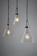 Load image into Gallery viewer, Zaffero Galveston Small - Antique Silver/Clear - Hand Blown Glass Adjustable Cone Pendant Light | Lighting | app store dev @@ABC ///[option4] 十月五日 11:53 
