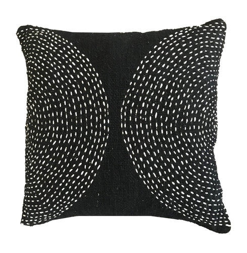 MRD Home Giro Cushion Black | Accessories | app store dev @@ABC ///[option4] 十月五日 11:53 