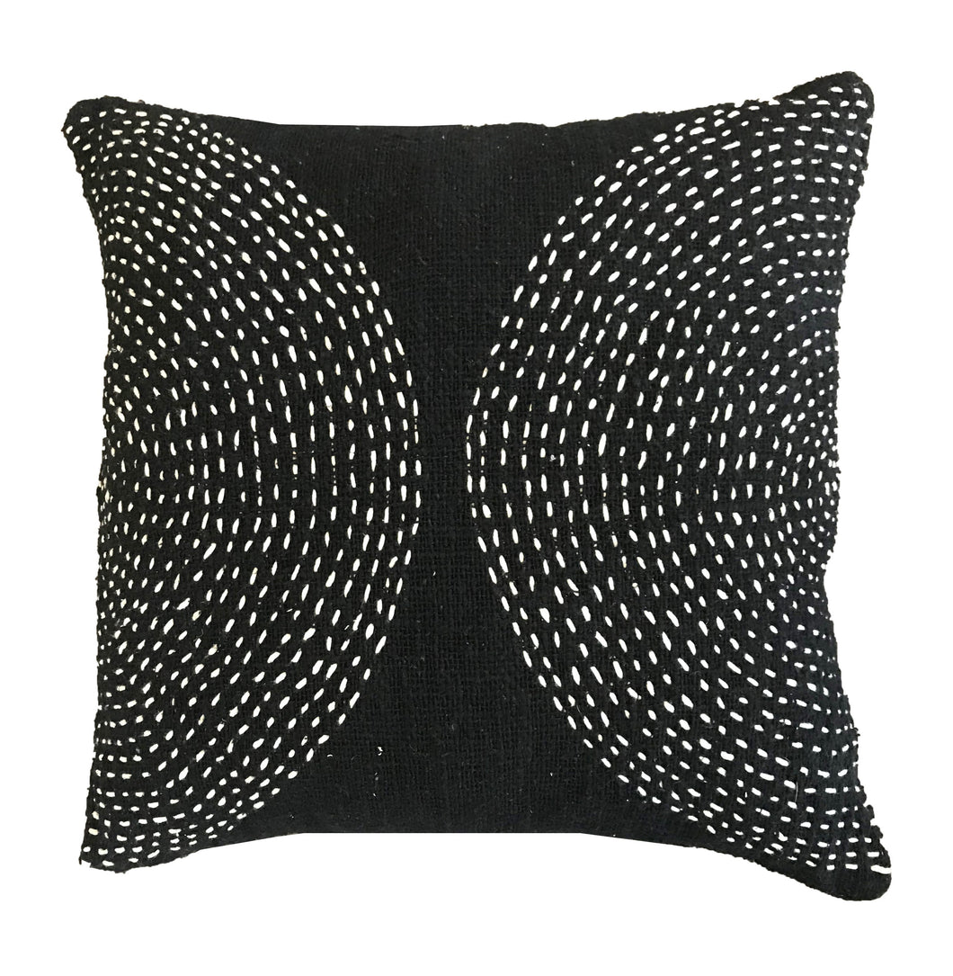 MRD Home Giro Cushion Black | Accessories | app store dev @@ABC ///[option4] 十月五日 11:53 