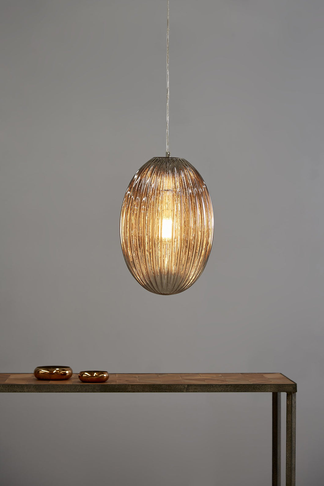 Zaffero Costolette Medium - Smoke Grey - Medium Ribbed Glass Pod Pendant Light | Lighting | app store dev @@ABC ///[option4] 十月五日 11:53 