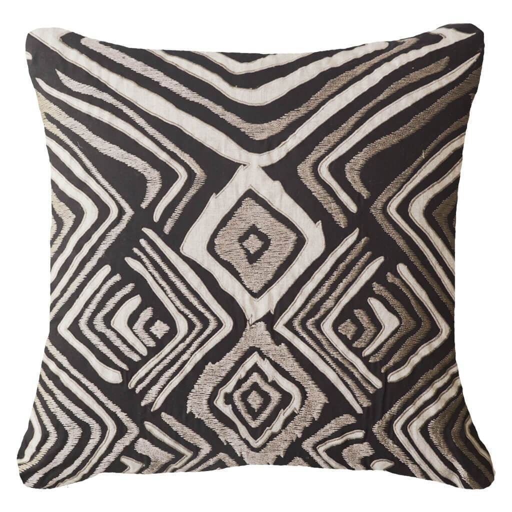 Bandhini Homewear Design Ikat Zebra Black Lounge Cushion 55 x 55 cm | Accessories | app store dev @@ABC Black/22 x 22//[option4] 十月五日 11:53 