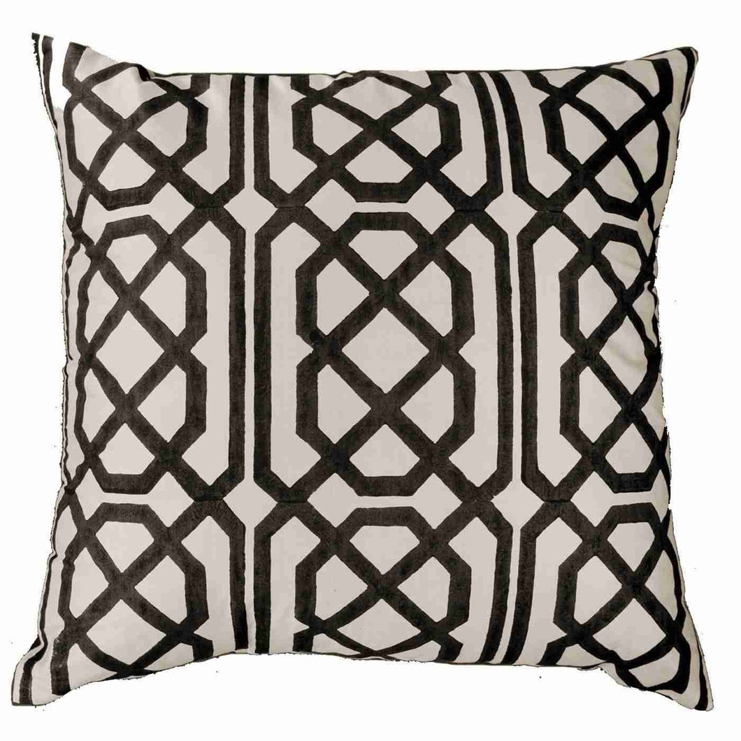 Bandhini Homewear Design Jagger Print Black Lounge Cushion 55 x 55 cm | Accessories | app store dev @@ABC ///[option4] 十月五日 11:53 