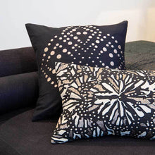 Load image into Gallery viewer, Bandhini Homewear Design Dot Flower Black Medium Cushion 50 x 50 cm | Accessories | app store dev @@ABC ///[option4] 十月五日 11:53 
