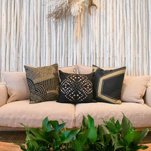 Load image into Gallery viewer, Bandhini Homewear Design Dot Flower Black Medium Cushion 50 x 50 cm | Accessories | app store dev @@ABC ///[option4] 十月五日 11:53 
