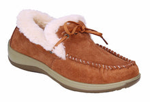 Load image into Gallery viewer, OrthoFeet Capri Moccasins | Footwear | app store dev @@ABC ///[option4] 十月五日 11:53 
